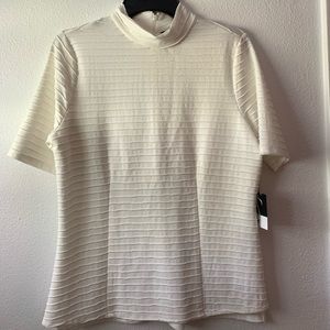 VERA WANG WHITE KNIT SWEATER